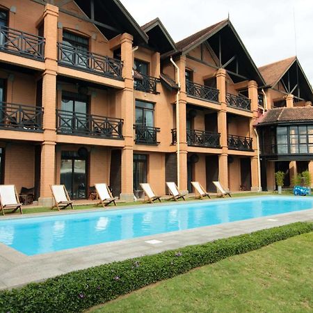 Radisson Hotel Tamboho Waterfront Antananarivo Bagian luar foto