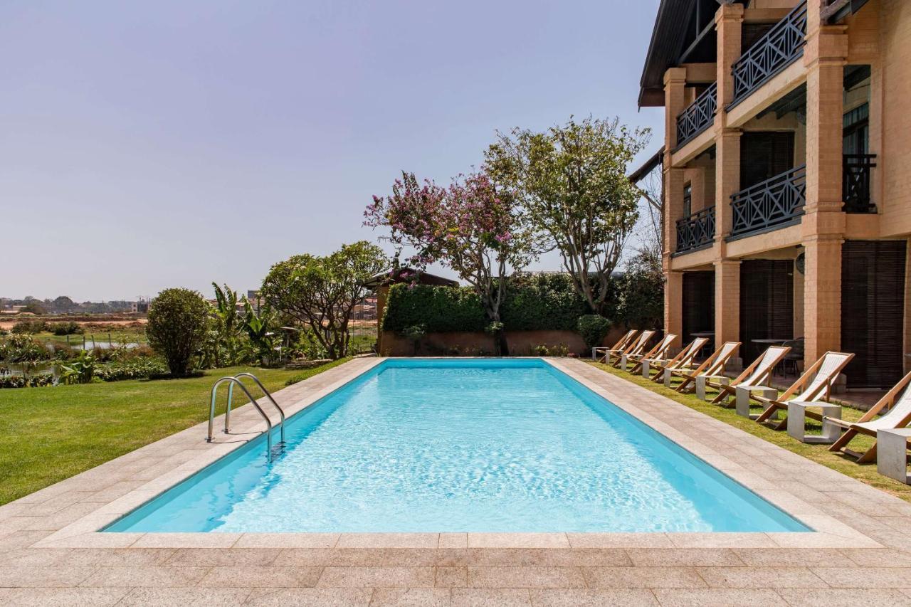 Radisson Hotel Tamboho Waterfront Antananarivo Bagian luar foto
